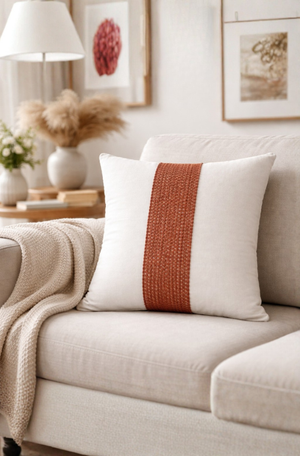 Almofada em Sarja Off White com Faixa Central Trançada Terracota