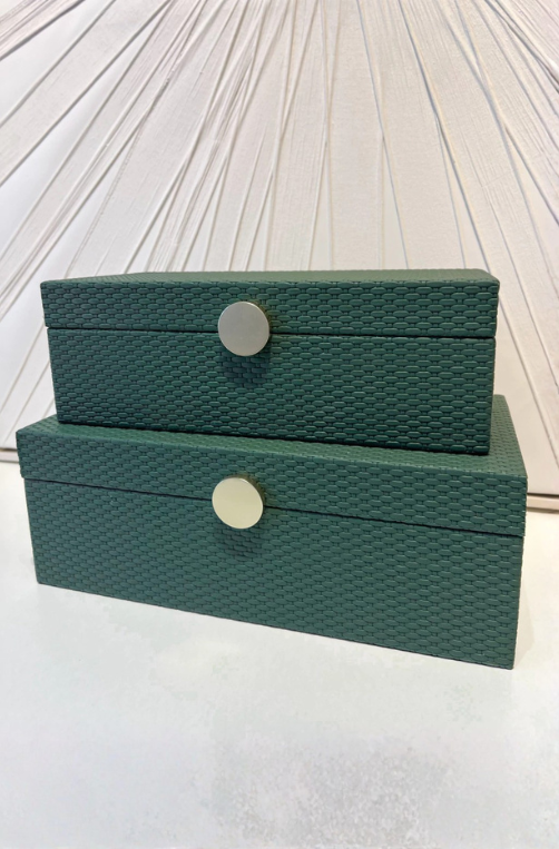 Caixa Pequena Decorativa Verde Texturizada em MDF com Fecho Dourado