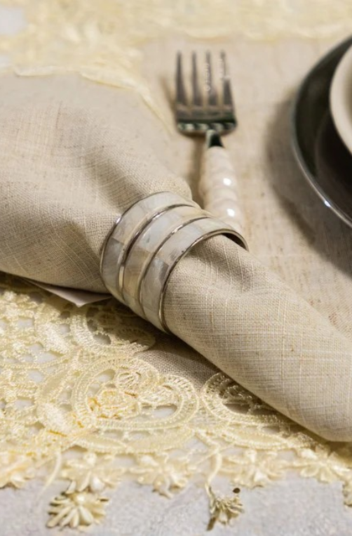 Conjunto de Anéis de Guardanapo Ayla Silver 4 peças