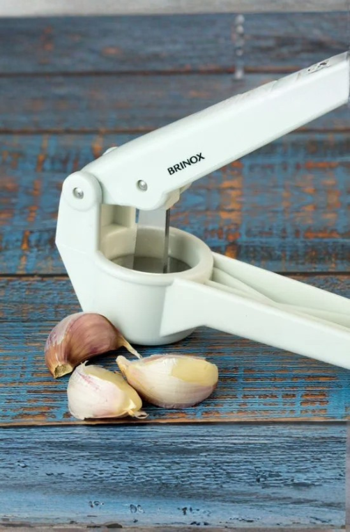 Espremedor de Alho Descomplica de Aço Inox Branco