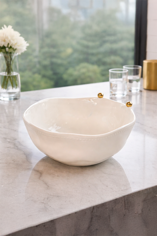 Saladeira de Porcelana Branca com Esferas Douradas Média