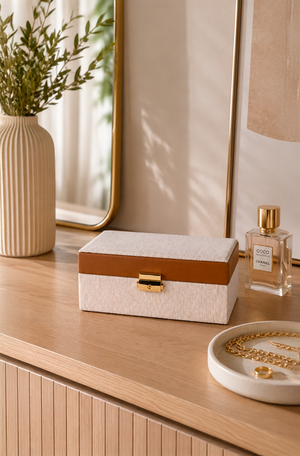 Caixa Decorativa Quadrada Bege em Mdf e Linho 15cm