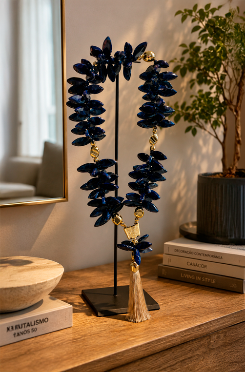 Colar de Mesa Decorativo com Pai Nosso Petala e Tassel Azul
