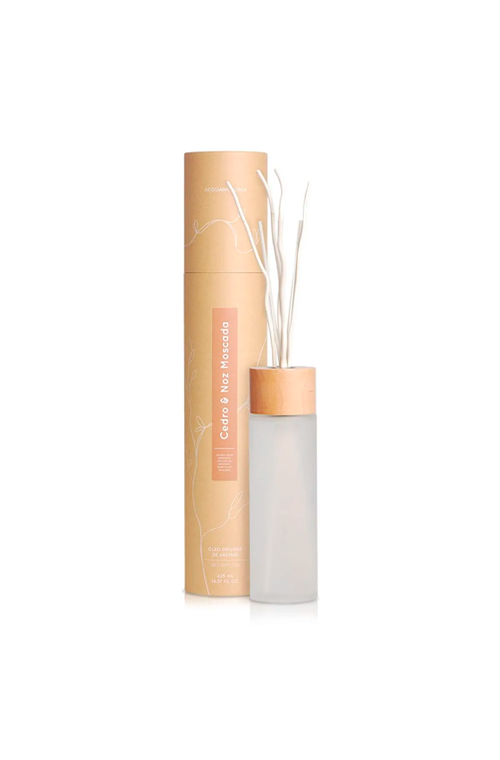 Difusor com Varetas Natural Cedro e Noz Moscada 425ml