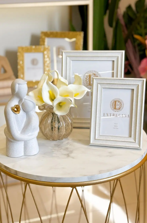 Porta Retrato com Listras Metalizado em MDF 20x25