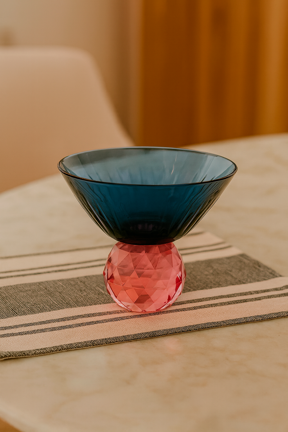 Taça de Sobremesa em Vidro Epcot Fumê e Rosa 350ml