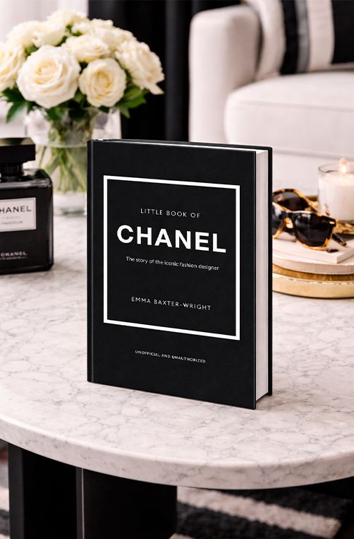 Livro Decorativo Chanel em Capa Dura