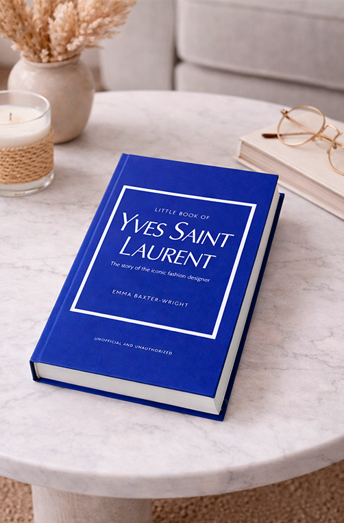 Livro Decorativo Yves Saint Laurent em Capa Dura