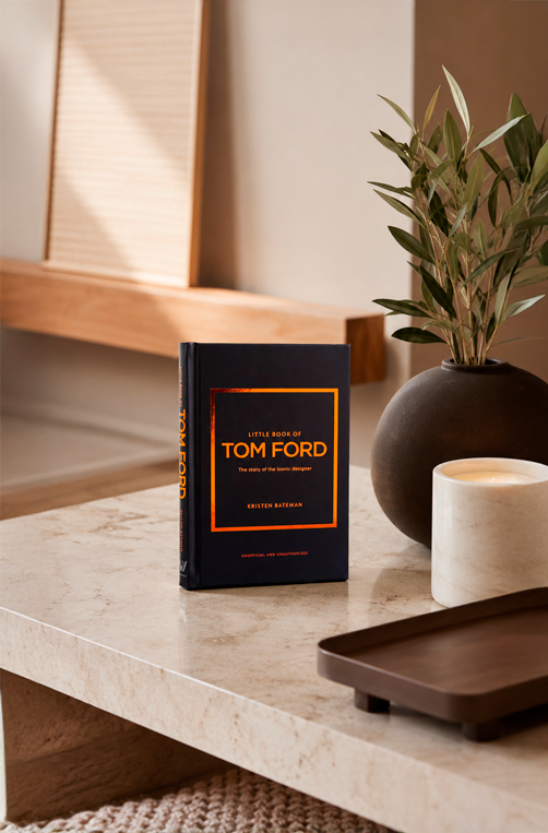 Livro Decorativo Little Book of Tom Ford: The Story of the Iconic Brand
