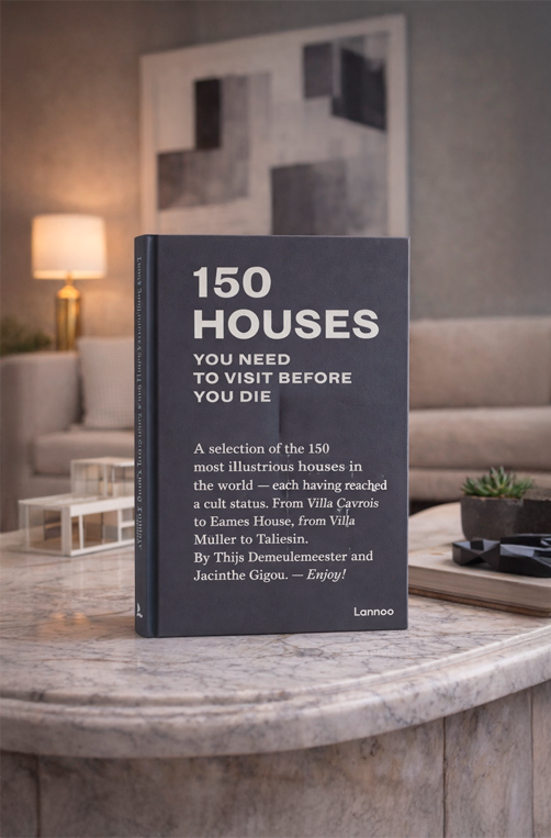 Livro Decorativo 150 Houses Need Visit Before You em Capa Dura