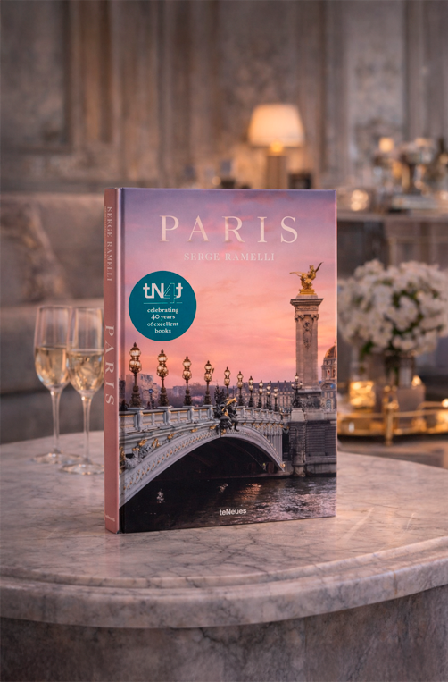 Livro Decorativo Paris - Serge Ramelli em Capa Comum