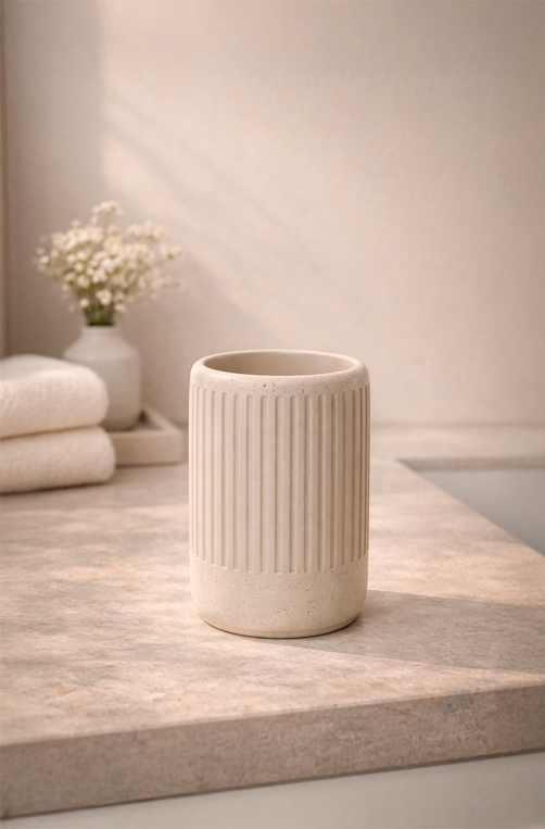 Porta Escova de Dentes em Cimento Off White