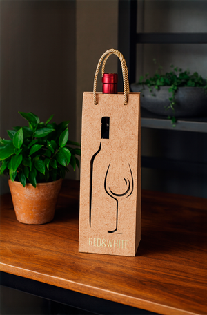 Sacola com Alça Dourada para Vinho em Papel