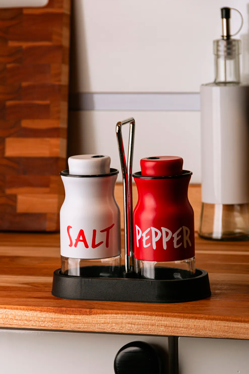 Conjunto 3 Peças Saleiro e Pimenteiro com Suporte 130ml Vidro