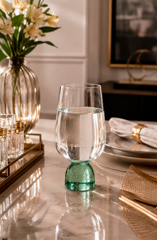 Taça de Água Meia Lua Bubble Verde em Vidro 440ml