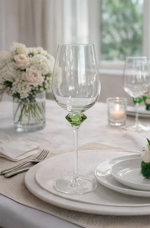Taça de Vinho Vert com Esfera Verde 630ml