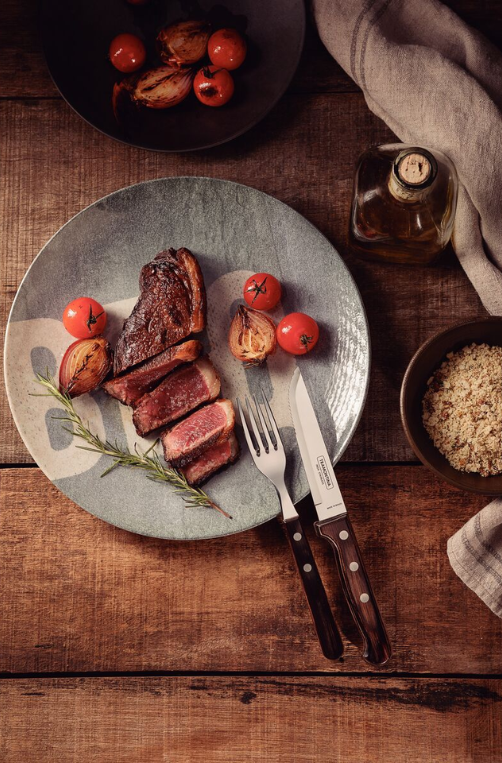 Conjunto de Talheres Jumbo em Aço Inox e Cabos de Madeira Polywood Castanho 12 Peças