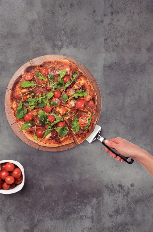 Espátula para Pizza Utilità em Aço Inox com Cabo de Polipropileno Preto