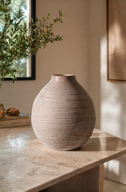 Vaso Decorativo Marrom Fosco em Vidro